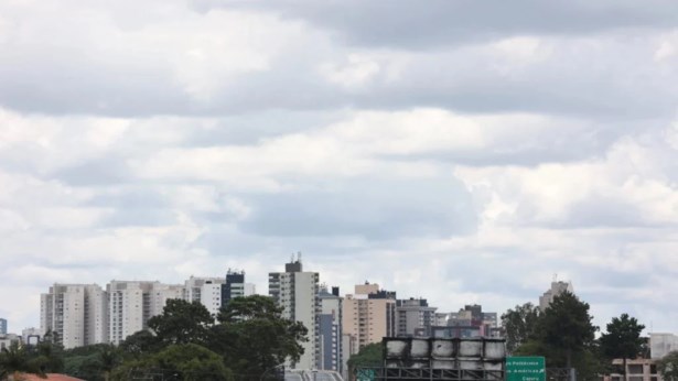 Passagem de frente fria derruba temperaturas no Paraná a partir de segunda-feira