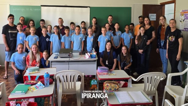 Comissão Executiva da Câmara Mirim de Ipiranga faz visita a Escola Anita Taborda Púglia.