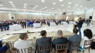 Governo reafirma parcerias para garantir investimentos aos municípios Governo reafirma parcerias para garantir investimentos aos municípios