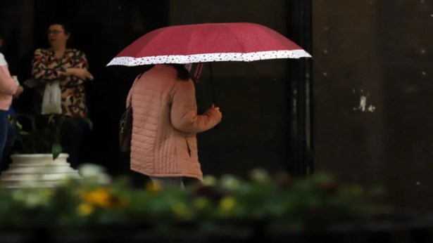 Fim de semana pode ter virada no tempo e a volta dos dias mais frios no Paraná