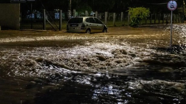 Alerta no Paraná: El Niño tem mais de 90% de chance de ficar muito forte e trazer temporais intensos no fim do ano